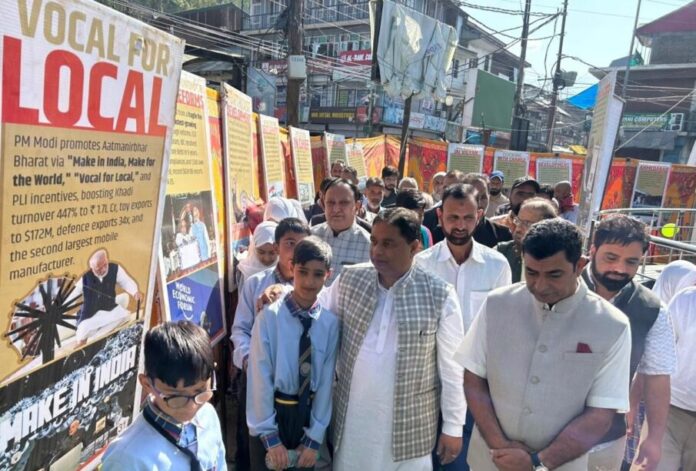 Sat Sharma speaking at the Namo Exhibition in Kashmir