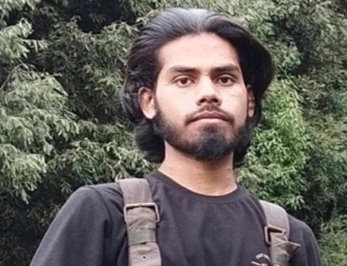 Jammu and Kashmir police operatives on a security mission